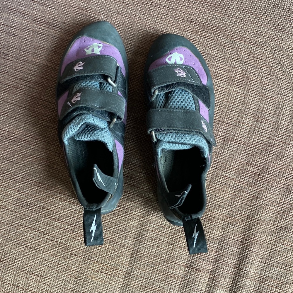 Womens rock climbing shoes